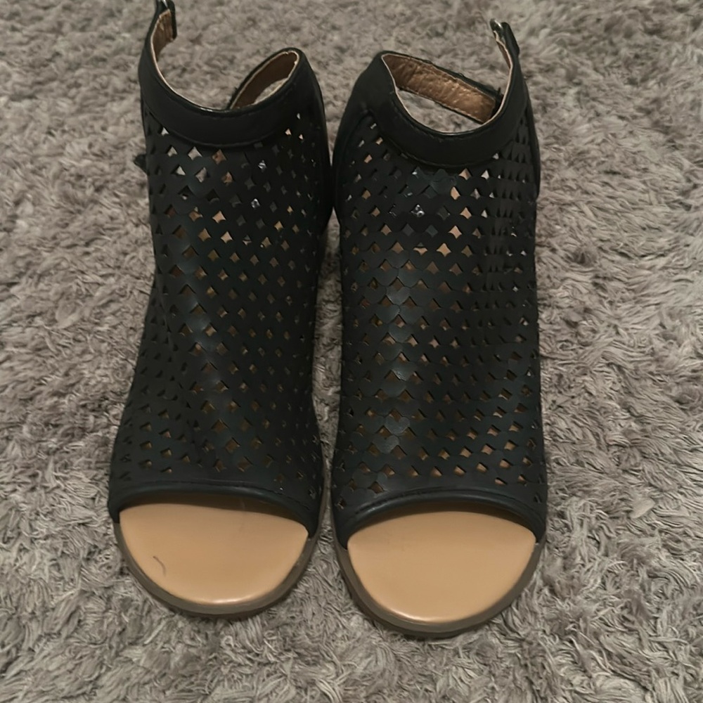 Nine West Summer Heal